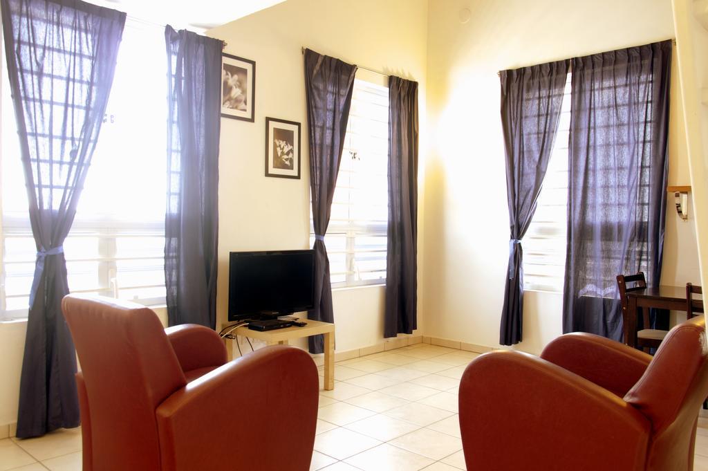 Orange Rembrandt Studio Apartments Willemstad Exterior photo